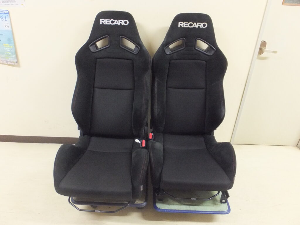 ＳＲ７クリーニング＆ウレタン補修 | レカロシートPROS-SEAT